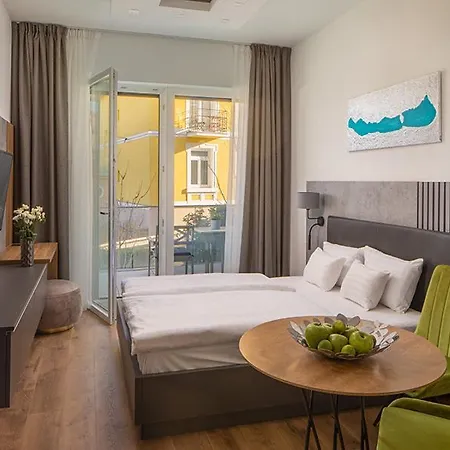 Carbona Apartment