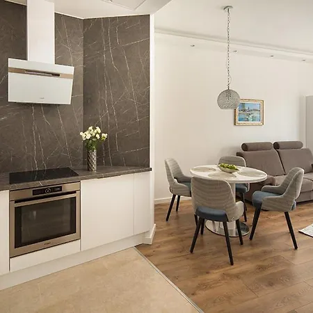 Carbona Apartment