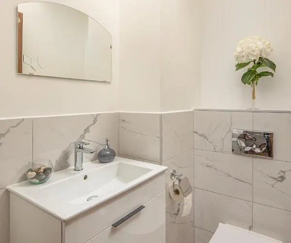 Apartament Carbona