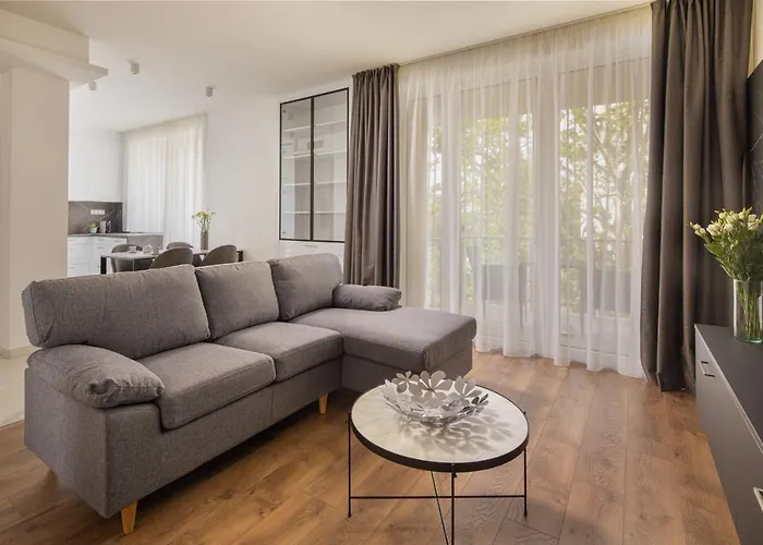 Apartament Carbona *